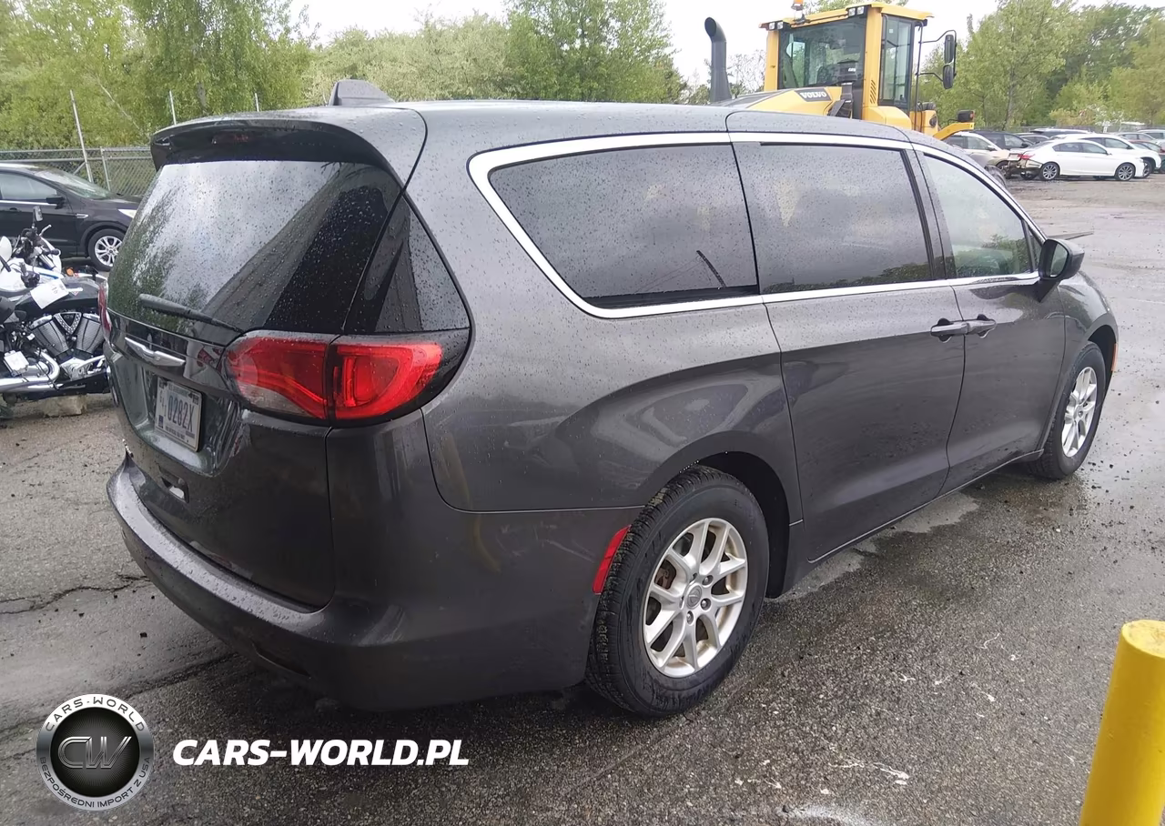 2020 Chrysler Voyager Lx VIN:2C4RC1CG8LR195613 - 4