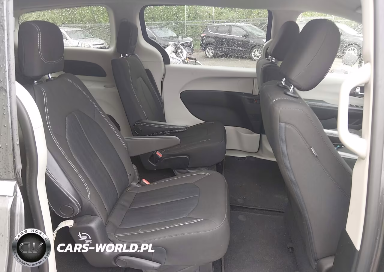 2020 Chrysler Voyager Lx VIN:2C4RC1CG8LR195613 - 8