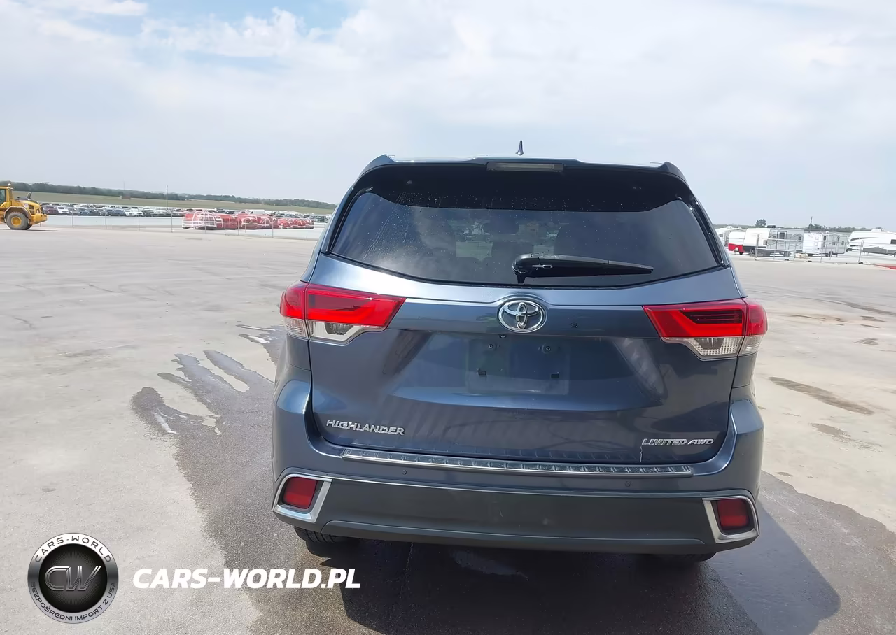 2018 Toyota Highlander Limited VIN:5TDDZRFH0JS880320 - 16