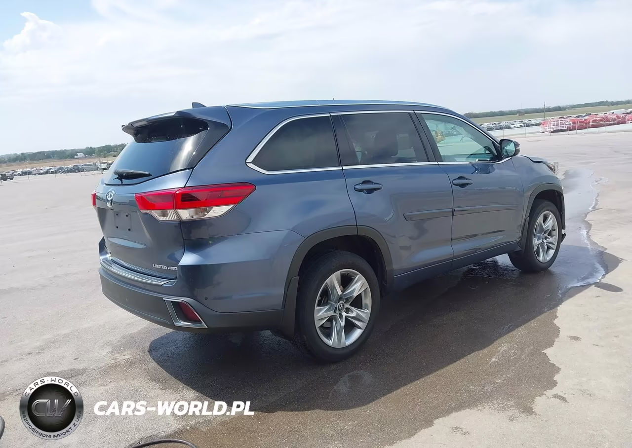 2018 Toyota Highlander Limited VIN:5TDDZRFH0JS880320 - 4