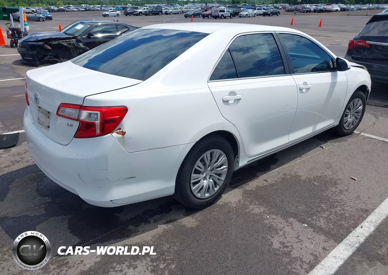2013 Toyota Camry Le VIN:4T1BF1FK3DU283235 - 4