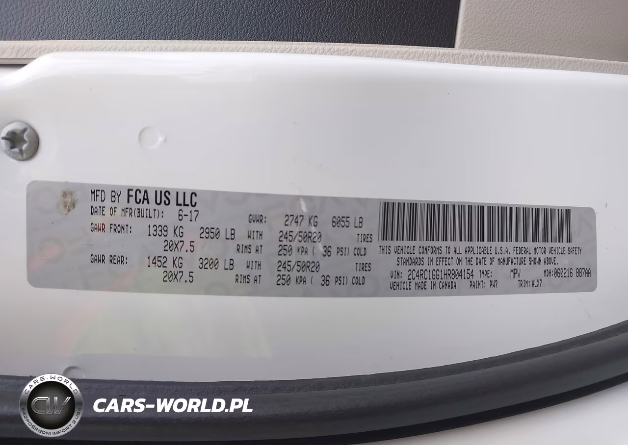 2017 Chrysler Pacifica Limited VIN:2C4RC1GG1HR804154 - 9