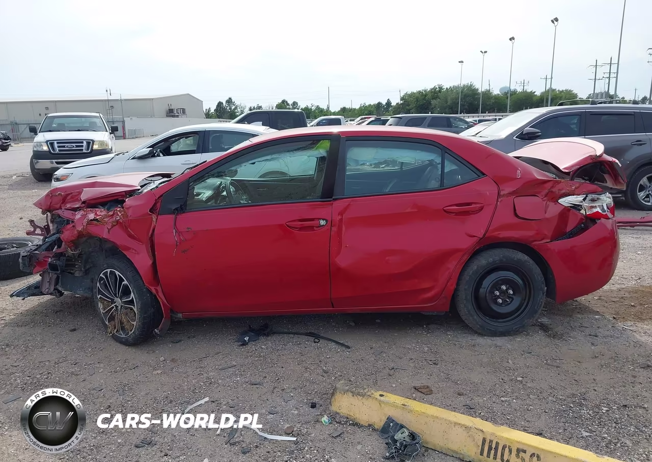 2016 Toyota Corolla S Plus VIN:5YFBURHE2GP526504 - 14