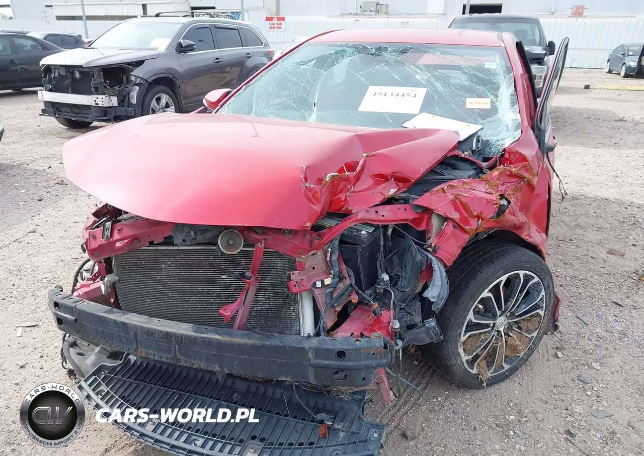2016 Toyota Corolla S Plus VIN:5YFBURHE2GP526504 - 6