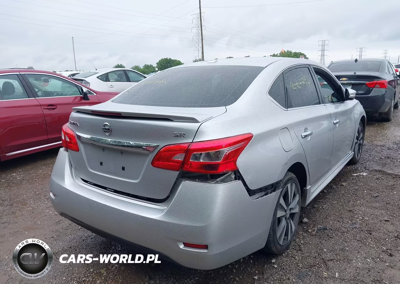 2018 Nissan Sentra Sr VIN:3N1AB7AP3JY227793 - 4