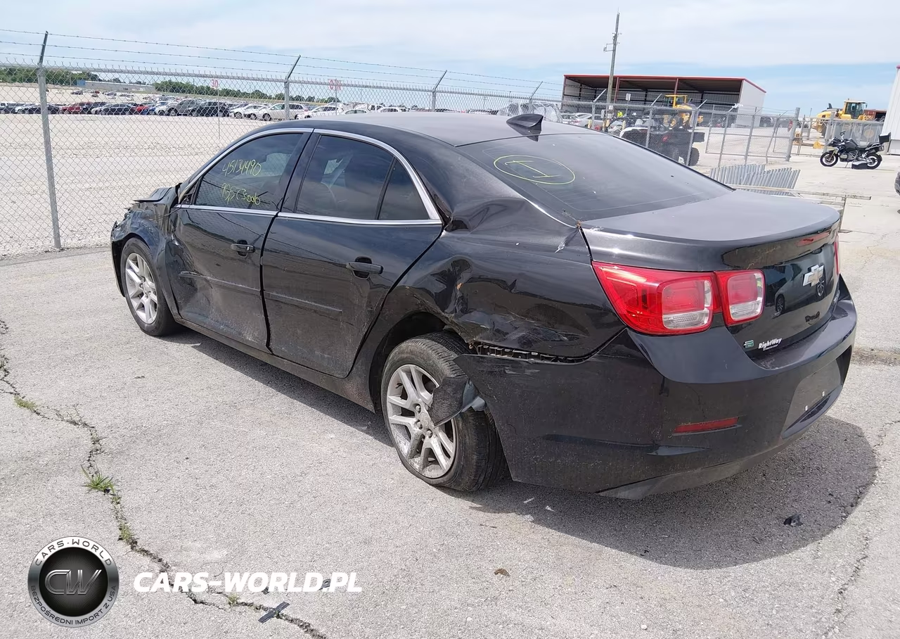2015 Chevrolet Malibu 1Lt VIN:1G11C5SL9FF147464 - 3