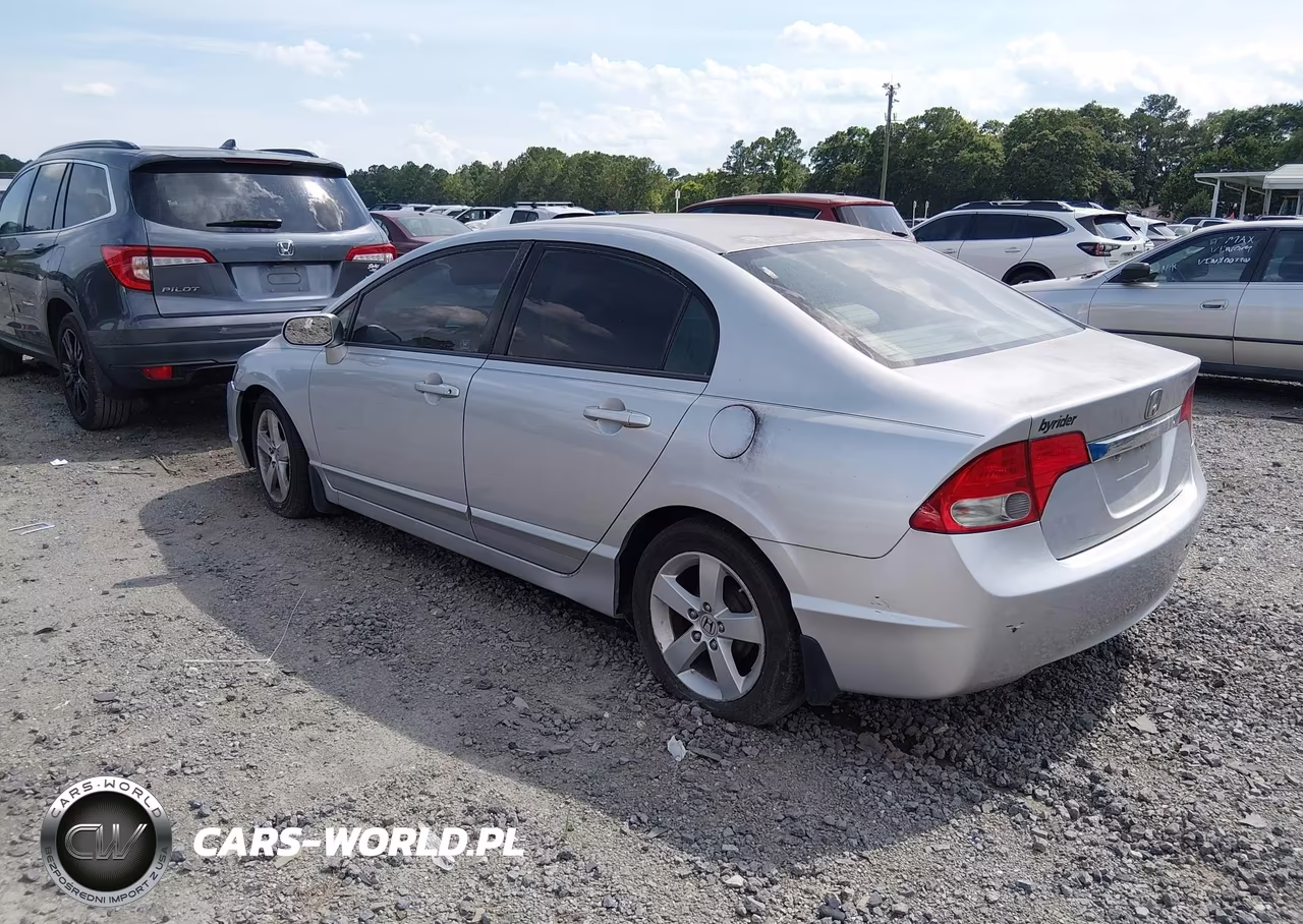2010 Honda Civic Lx VIN:2HGFA1F57AH307762 - 3