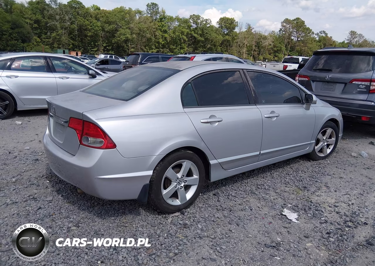 2010 Honda Civic Lx VIN:2HGFA1F57AH307762 - 4
