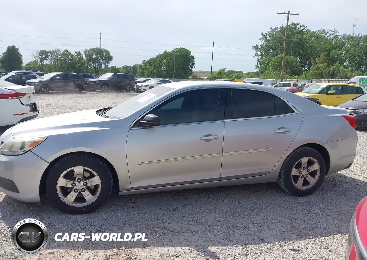 2015 Chevrolet Malibu Ls VIN:1G11B5SL5FF110298 - 14