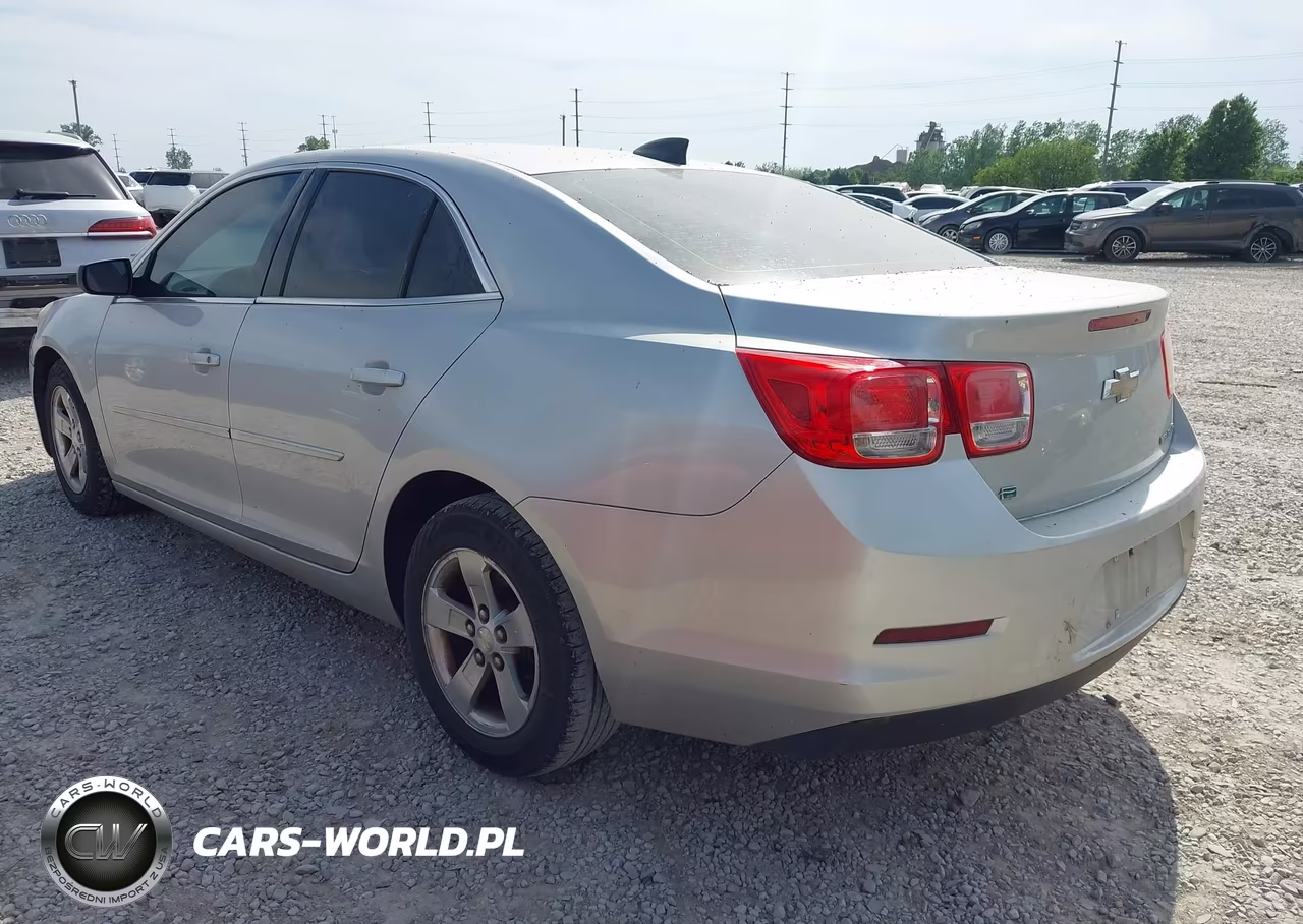 2015 Chevrolet Malibu Ls VIN:1G11B5SL5FF110298 - 3