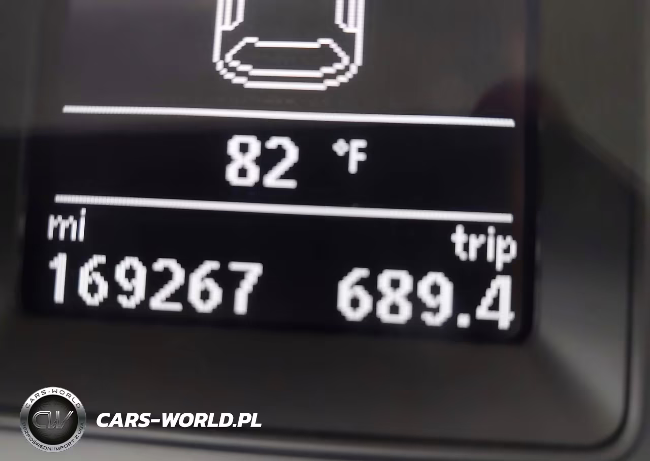 2016 Volkswagen Tiguan S VIN:WVGAV7AXXGW591239 - 16