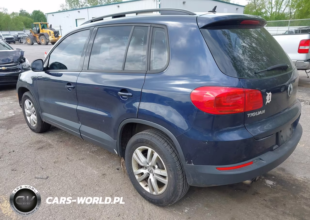 2016 Volkswagen Tiguan S VIN:WVGAV7AXXGW591239 - 3