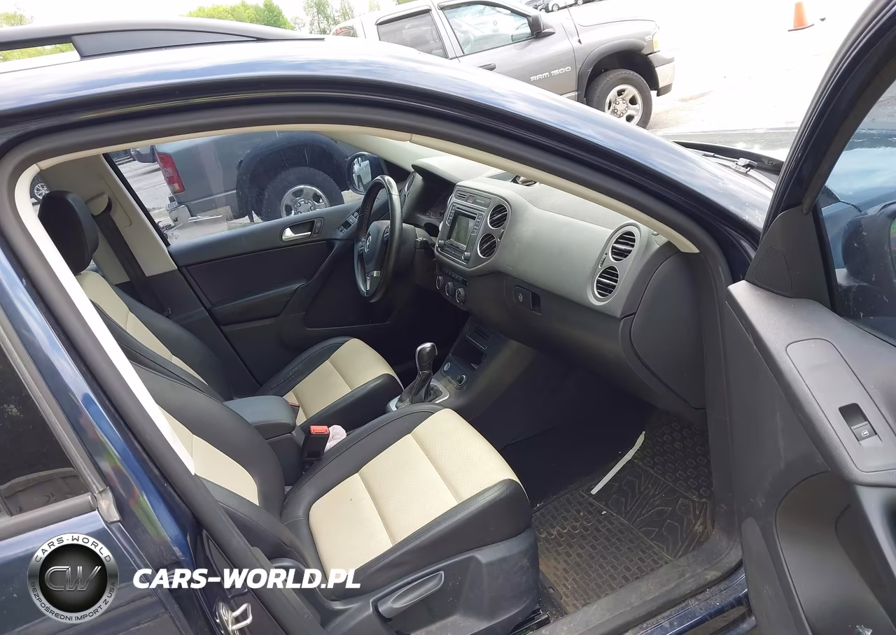 2016 Volkswagen Tiguan S VIN:WVGAV7AXXGW591239 - 5