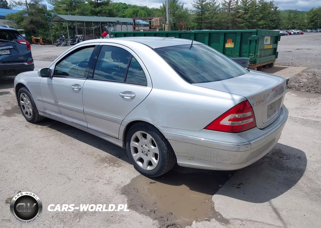 2005 Mercedes-Benz C 240 Luxury 4Matic VIN:WDBRF81J05F704827 - 3