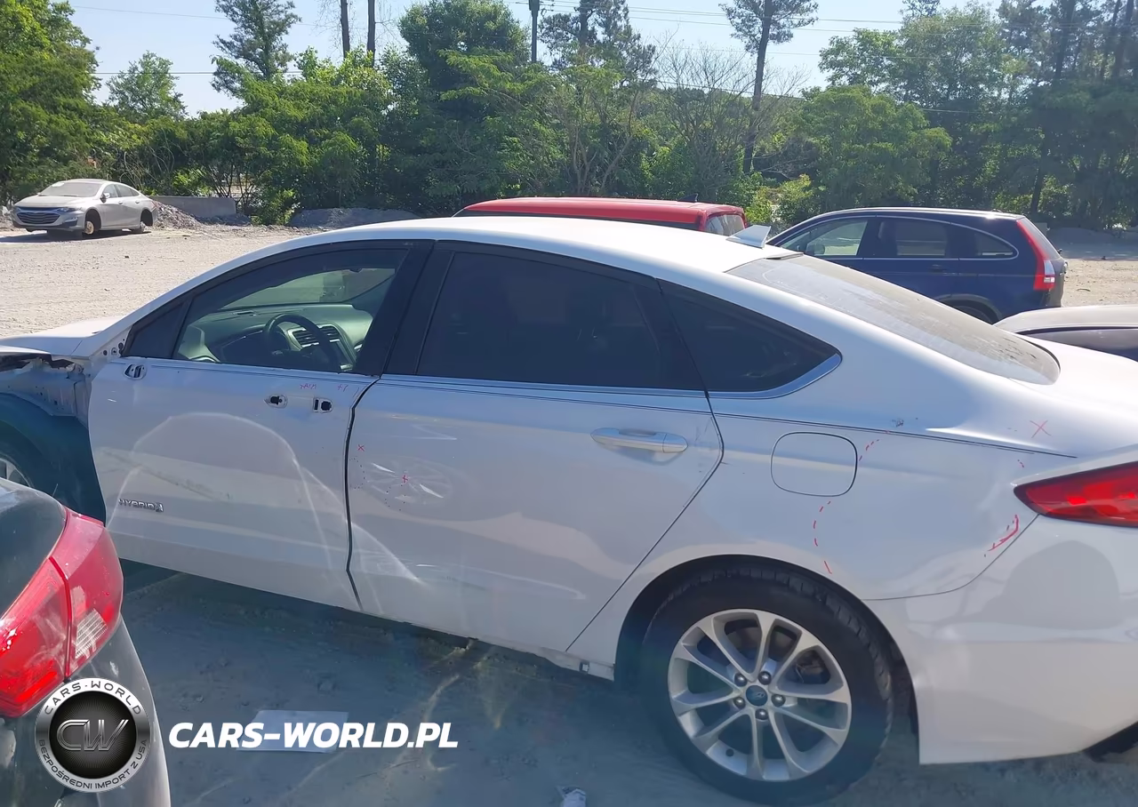 2019 Ford Fusion Hybrid Se VIN:3FA6P0LU4KR161979 - 14
