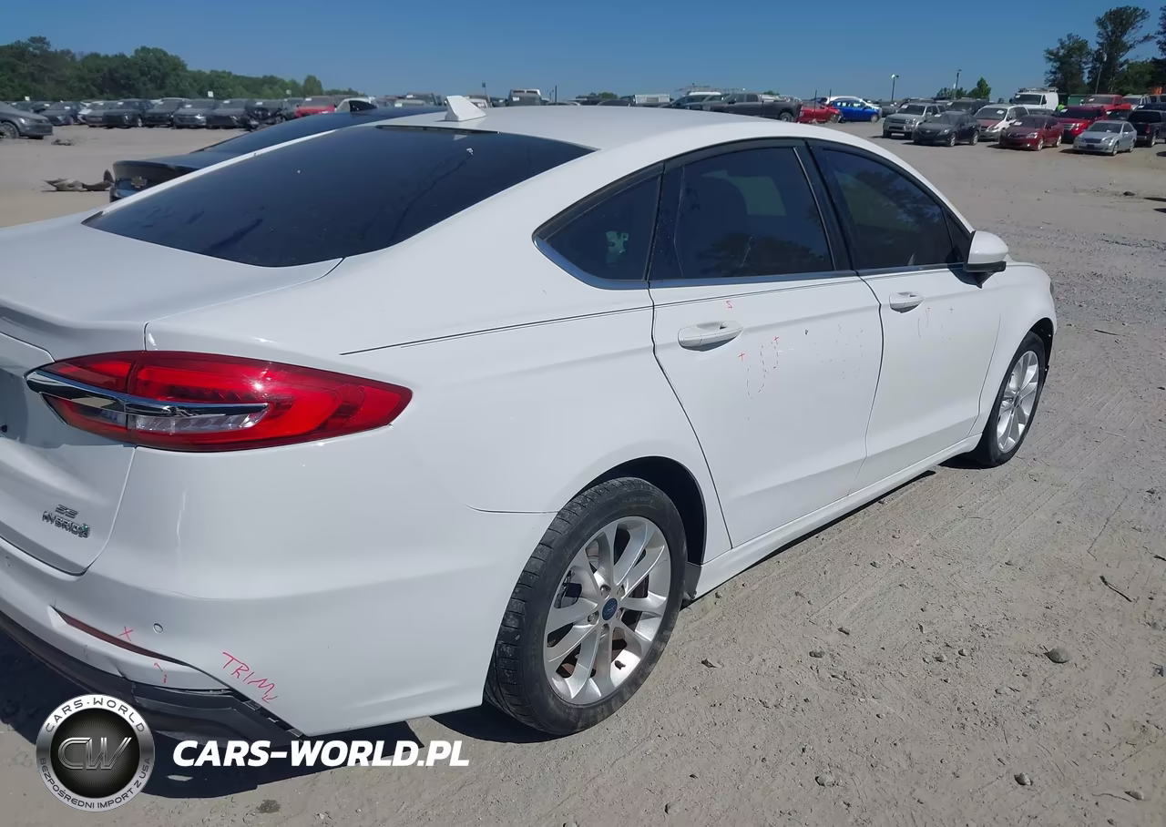 2019 Ford Fusion Hybrid Se VIN:3FA6P0LU4KR161979 - 4