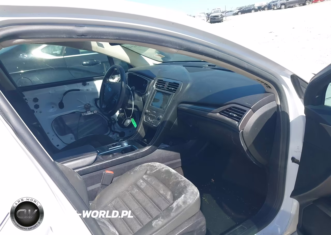 2019 Ford Fusion Hybrid Se VIN:3FA6P0LU4KR161979 - 5