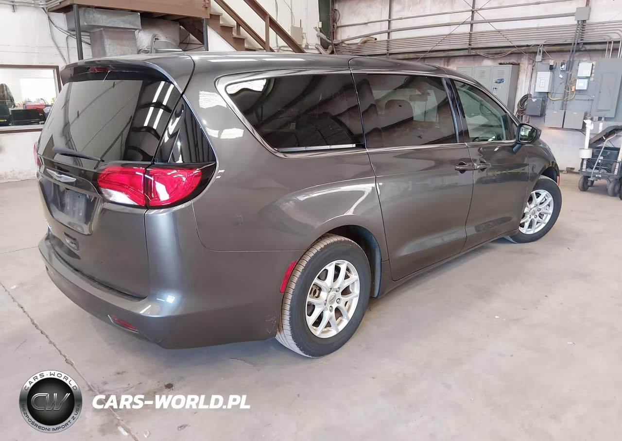 2022 Chrysler Voyager Lx VIN:2C4RC1CG0NR127793 - 4