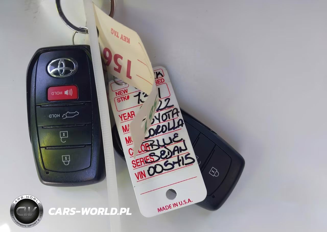 2022 Toyota Corolla Cross Xle VIN:7MUDAABG7NV005415 - 11