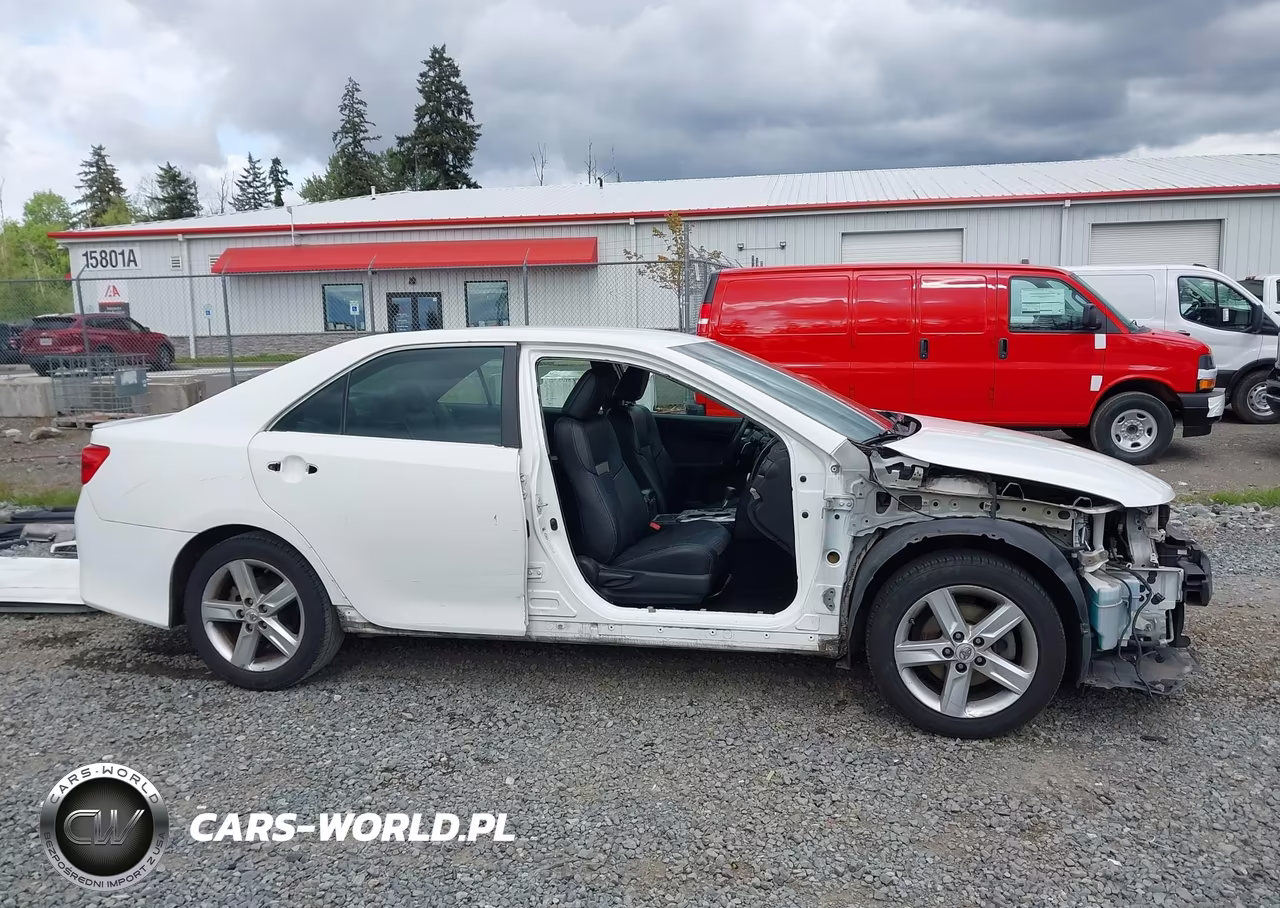 2012 Toyota Camry Se VIN:4T1BF1FK6CU608989 - 14