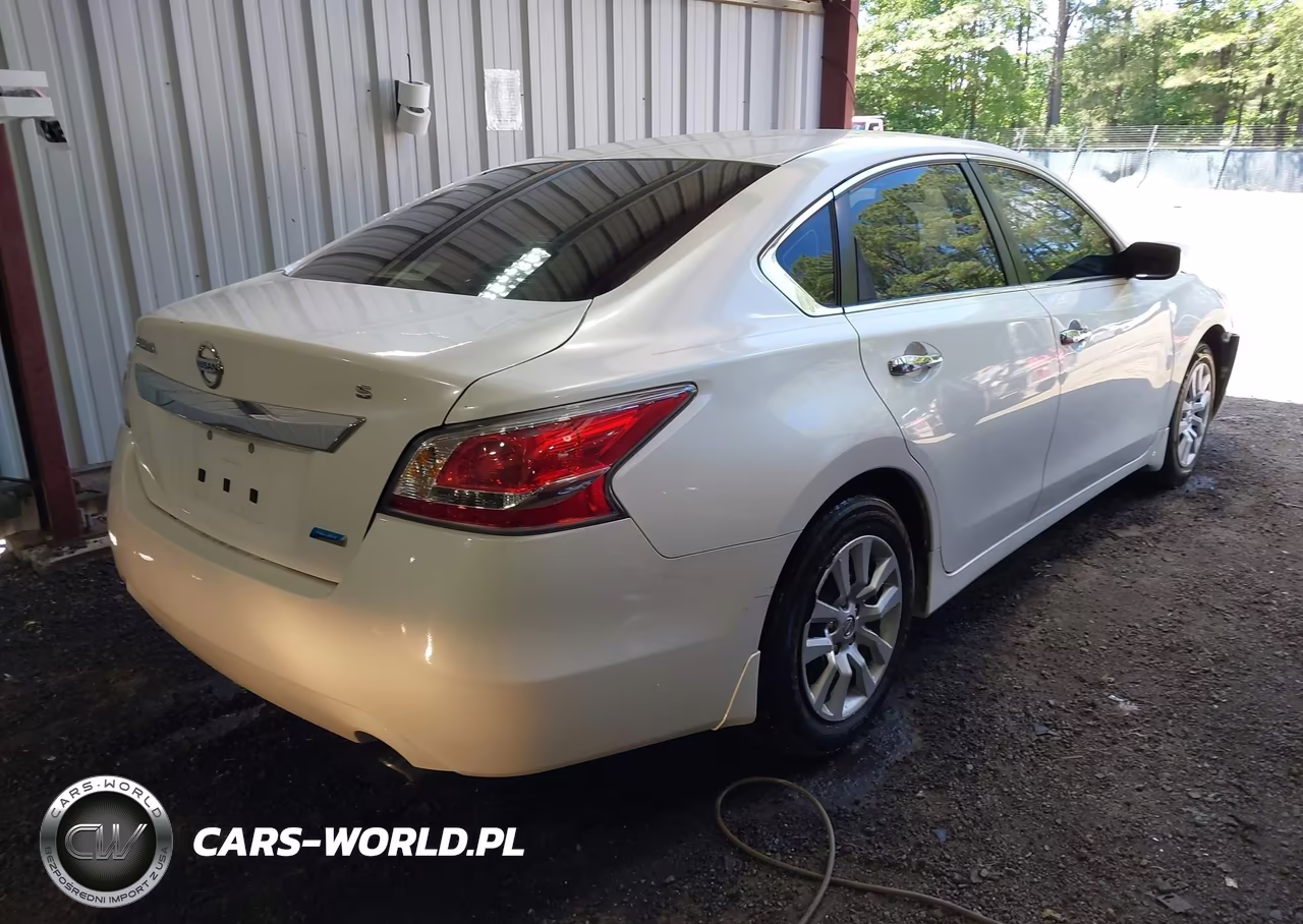 2014 Nissan Altima 2.5 S VIN:1N4AL3AP7EC420777 - 4