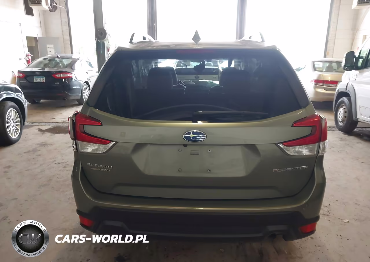 2021 Subaru Forester Premium VIN:JF2SKAJC6MH475758 - 16