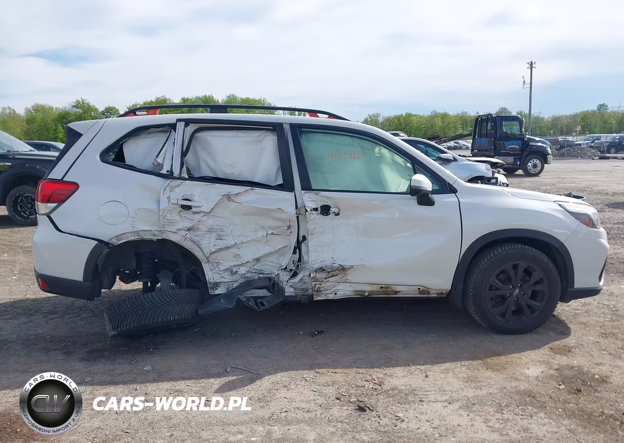 2021 Subaru Forester Sport VIN:JF2SKALC0MH424284 - 13