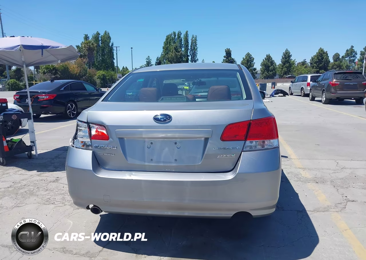 2010 Subaru Legacy 2.5I Premium VIN:4S3BMBG64A3244902 - 16