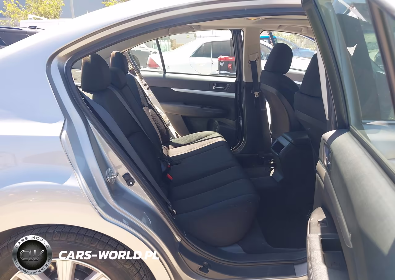 2010 Subaru Legacy 2.5I Premium VIN:4S3BMBG64A3244902 - 8