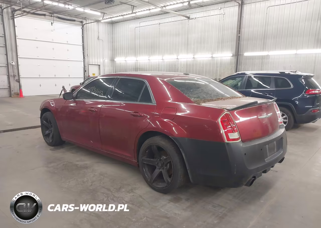 2013 Chrysler 300 Motown VIN:2C3CCAAG5DH657453 - 3