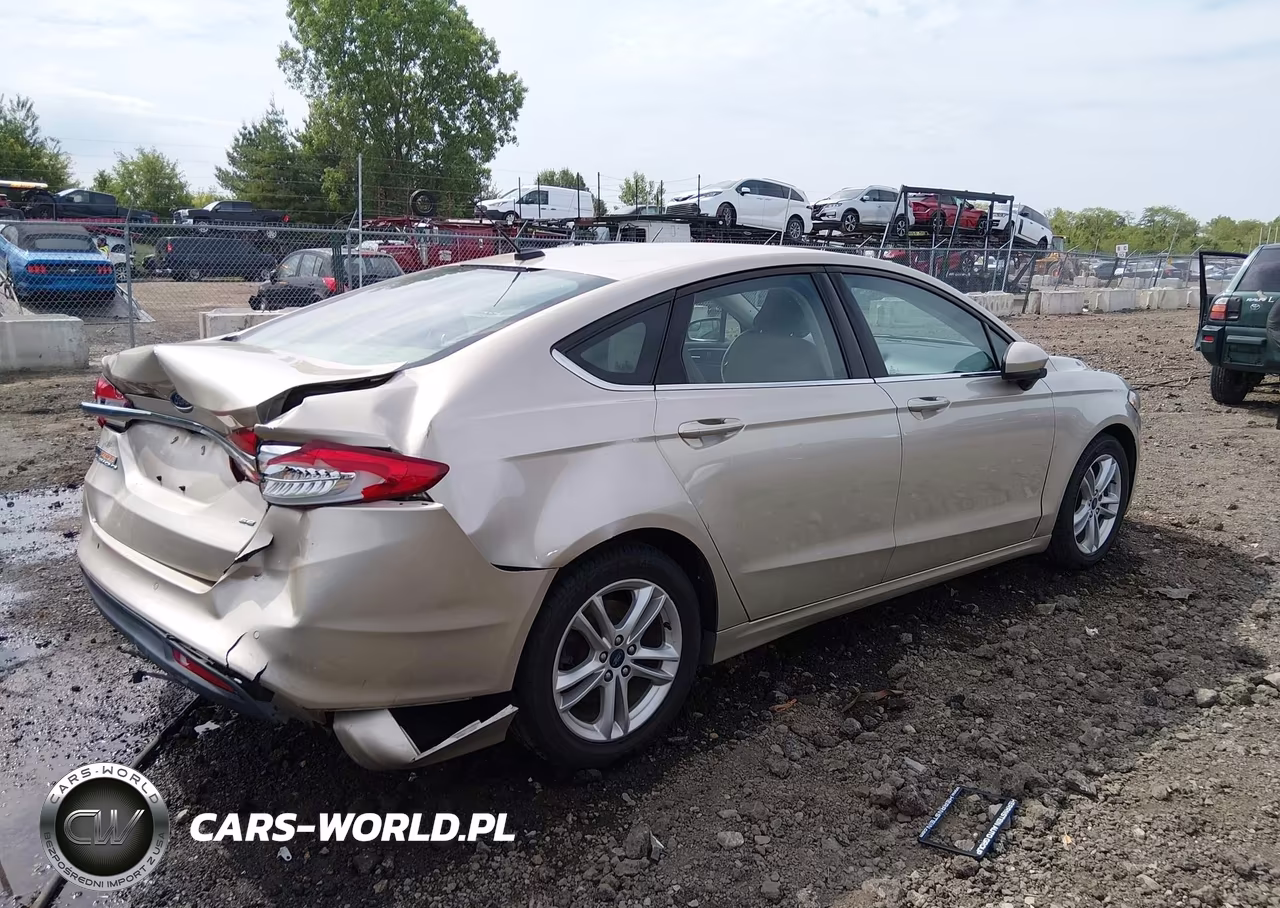 2018 Ford Fusion Se VIN:3FA6P0H74JR226962 - 4