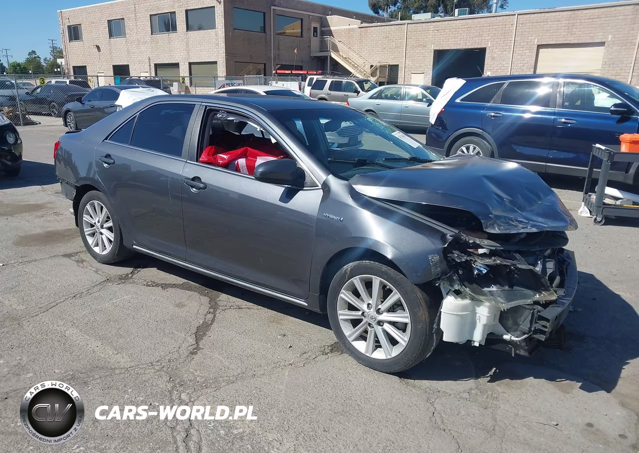 2012 Toyota Camry Hybrid Xle – zdjęcie 1 z 17