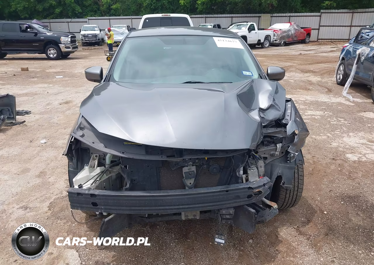 2018 Nissan Sentra S VIN:3N1AB7AP1JY343638 - 13