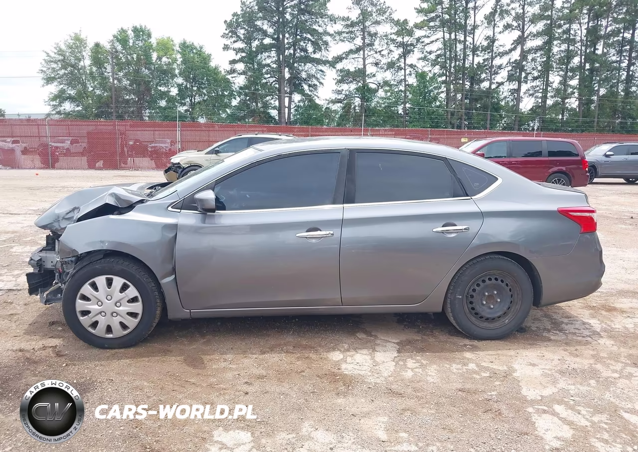 2018 Nissan Sentra S VIN:3N1AB7AP1JY343638 - 15
