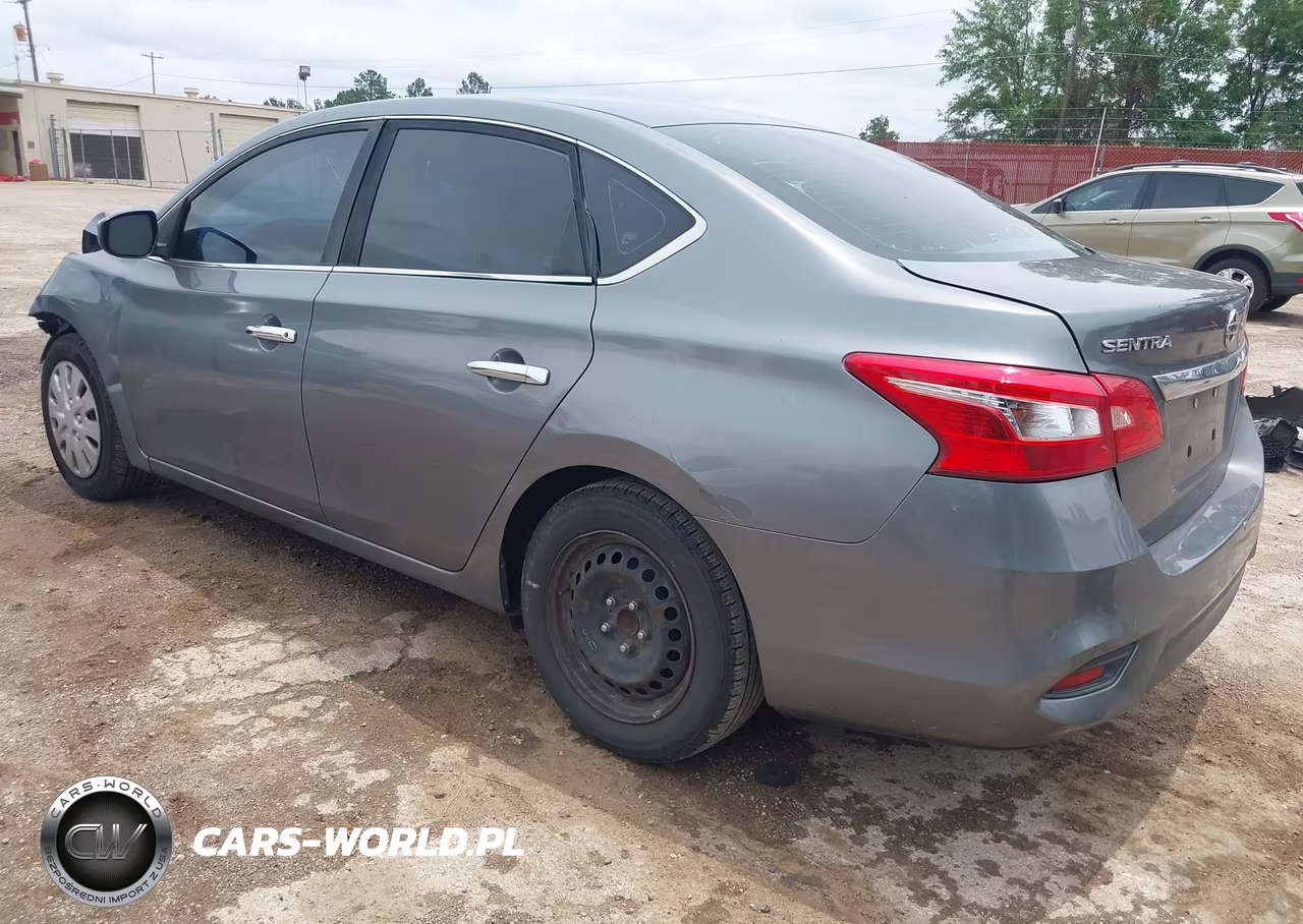 2018 Nissan Sentra S VIN:3N1AB7AP1JY343638 - 3