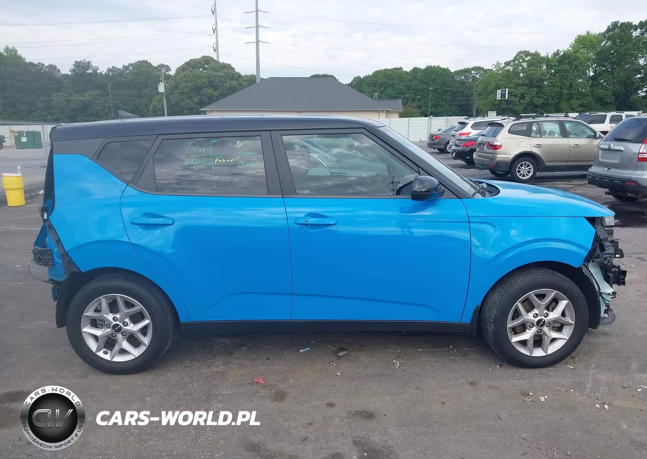 2023 Kia Soul S VIN:KNDJ23AU6P7210024 - 14