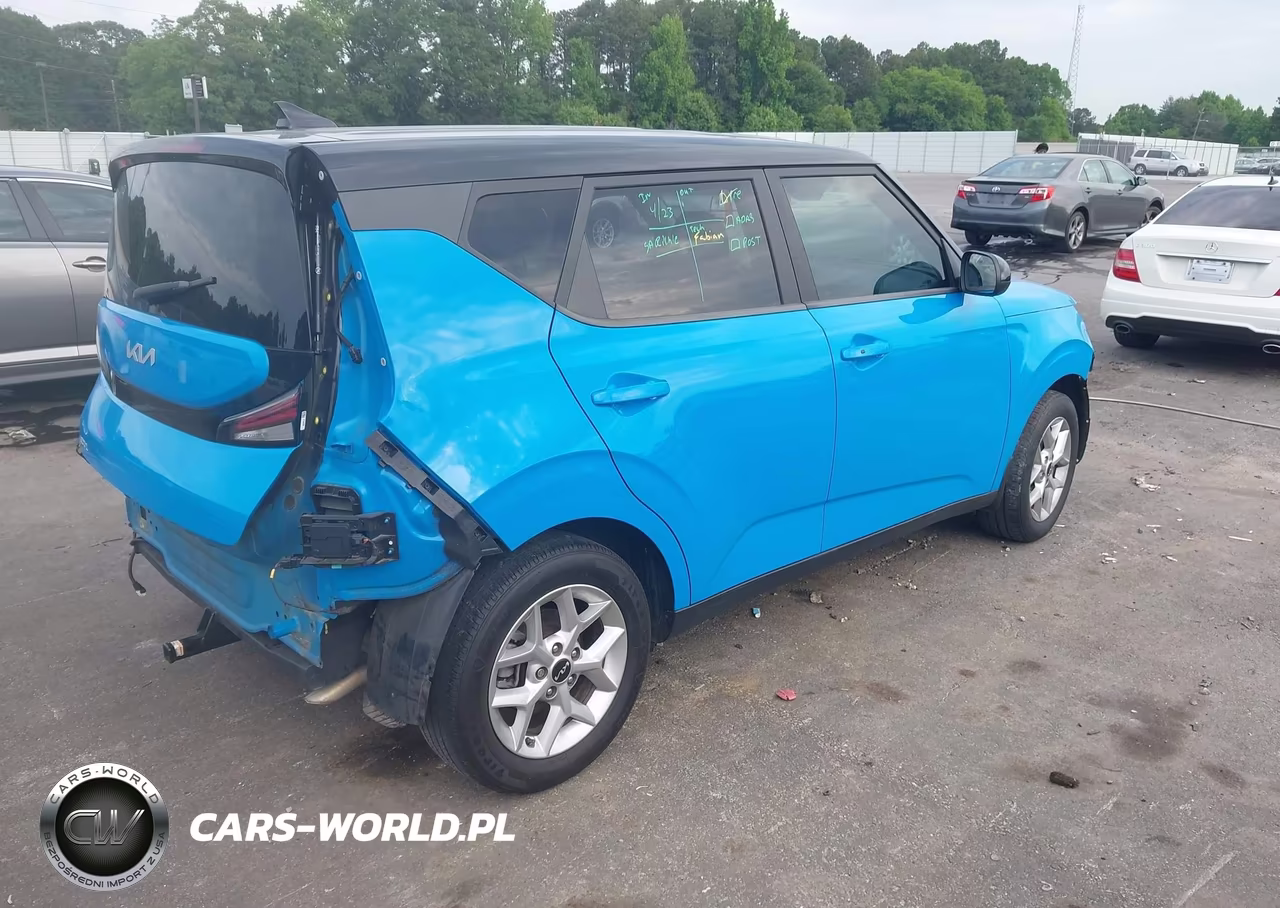 2023 Kia Soul S VIN:KNDJ23AU6P7210024 - 4
