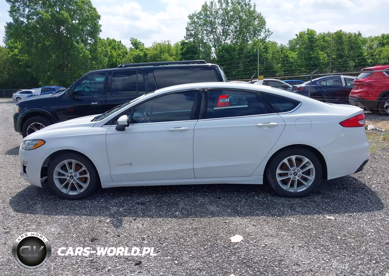 2019 Ford Fusion Hybrid Se VIN:3FA6P0LU0KR108034 - 14
