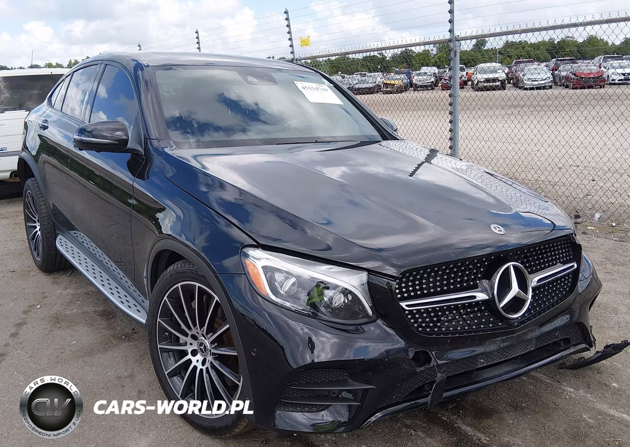 2019 Mercedes-Benz Glc 300 Coupe 4Matic – zdjęcie 1 z 17