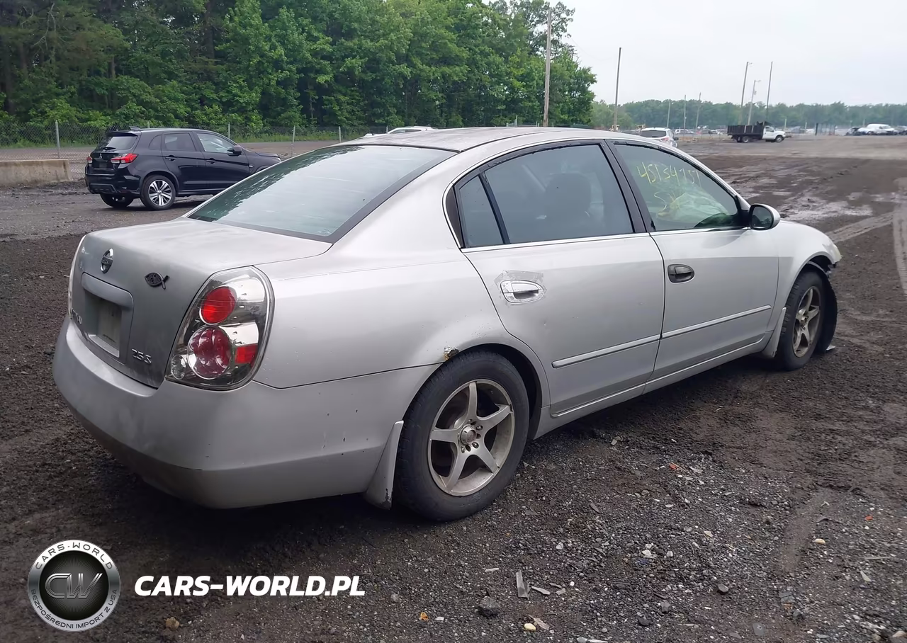 2005 Nissan Altima 2.5 S VIN:1N4AL11D75C118321 - 4
