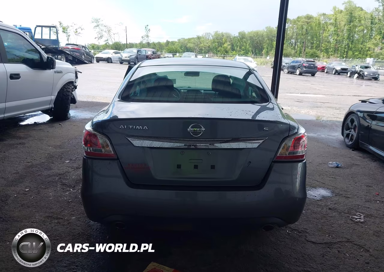 2015 Nissan Altima 2.5 S VIN:1N4AL3AP1FN922500 - 15