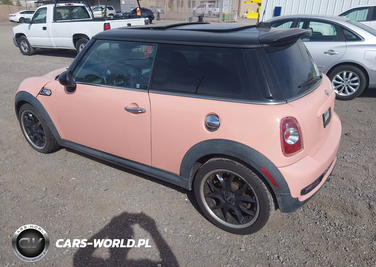 2011 Mini Cooper S VIN:WMWSV3C51BTY10657 - 3