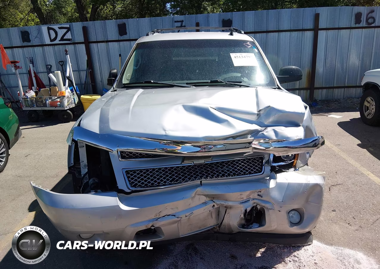 2011 Chevrolet Avalanche 1500 Ls VIN:3GNTKEE31BG319890 - 12