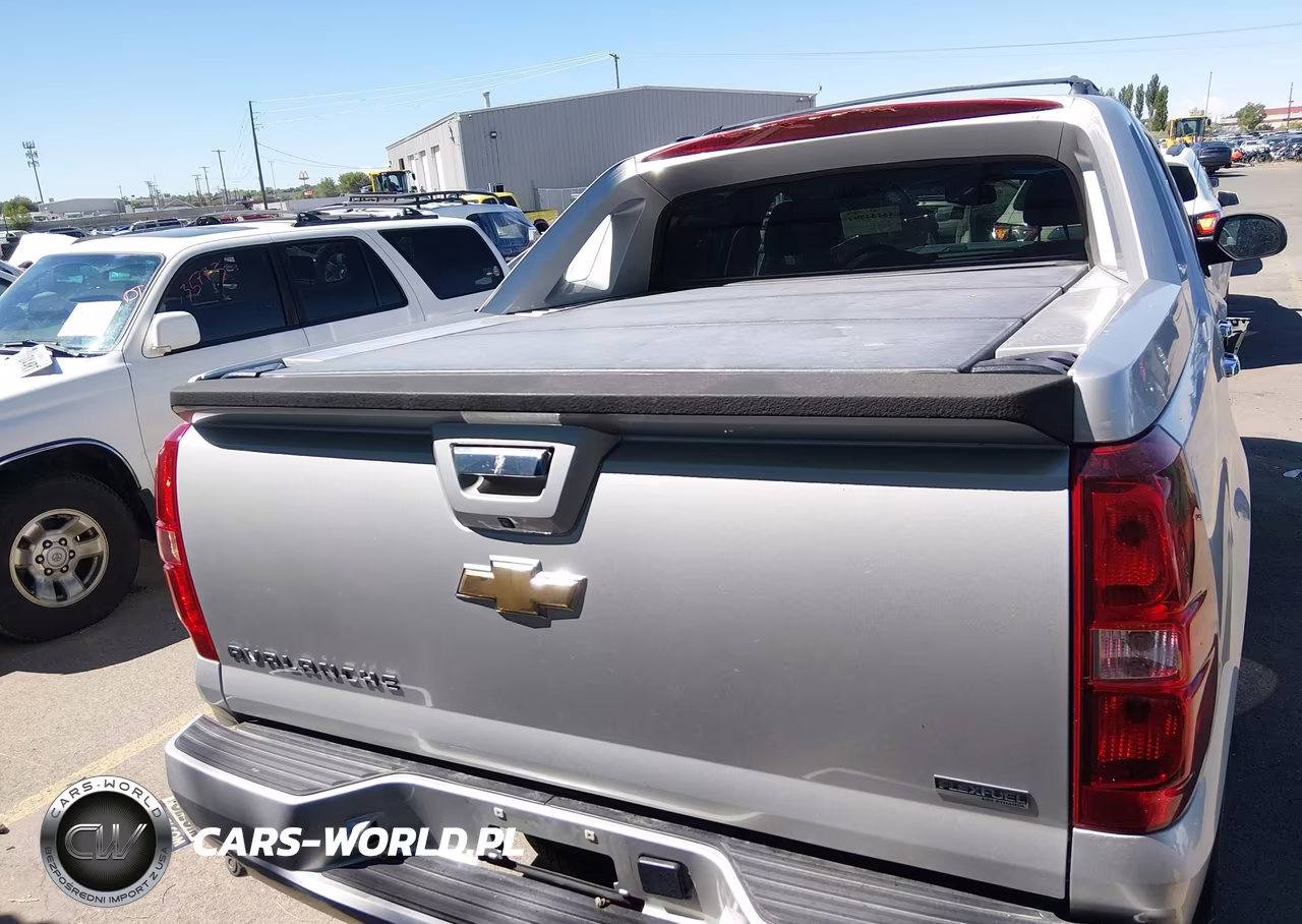 2011 Chevrolet Avalanche 1500 Ls VIN:3GNTKEE31BG319890 - 16