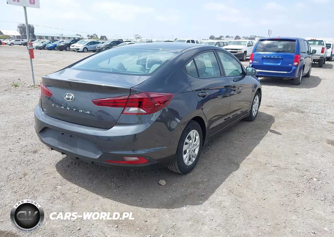 2020 Hyundai Elantra Se VIN:5NPD74LF7LH614121 - 4