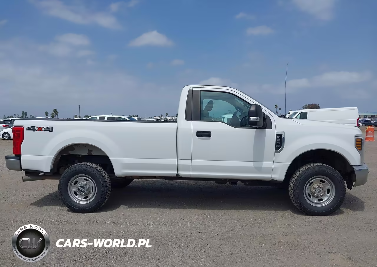 2018 Ford F-250 Xl VIN:1FTBF2B69JEC69932 - 13