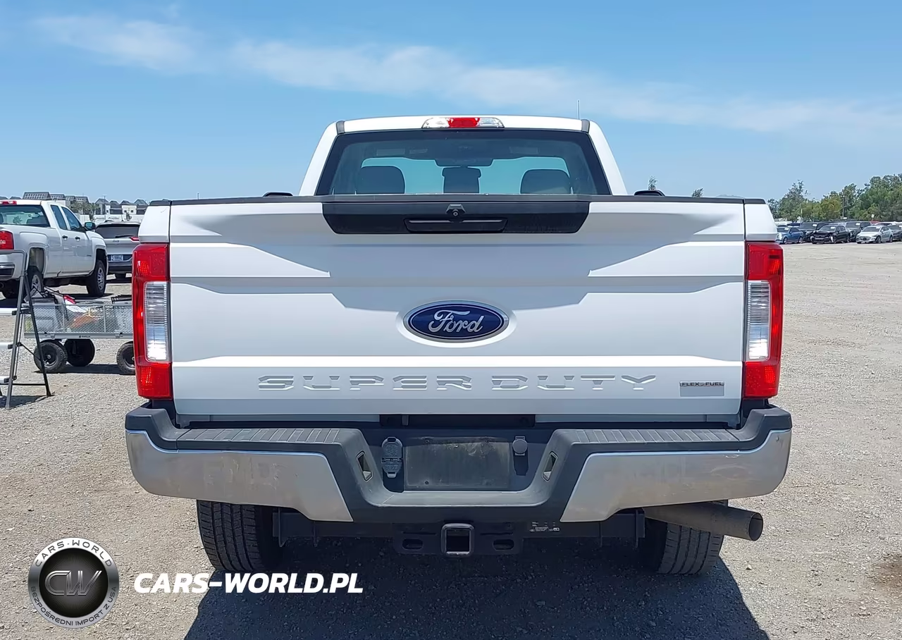 2018 Ford F-250 Xl VIN:1FTBF2A65JEC69928 - 16