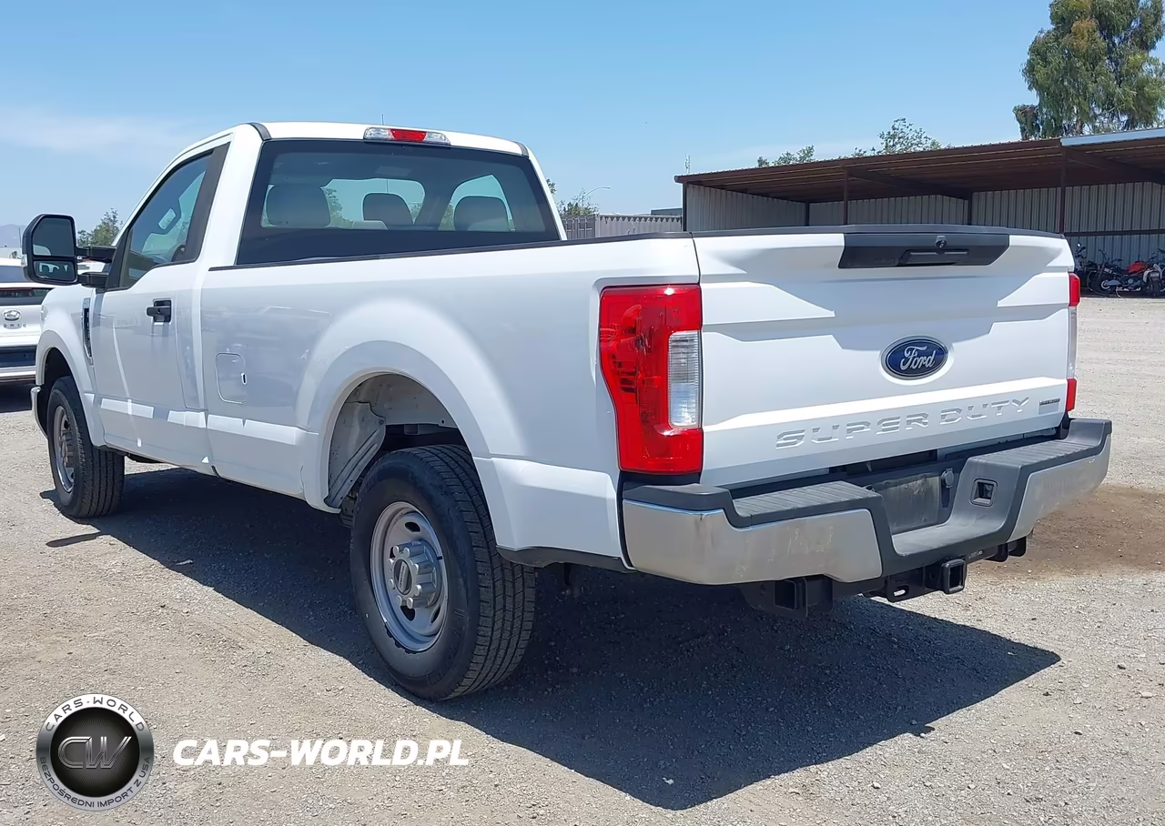 2018 Ford F-250 Xl VIN:1FTBF2A65JEC69928 - 3