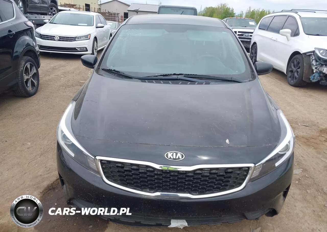 2018 Kia Forte Lx VIN:3KPFK4A76JE182884 - 12