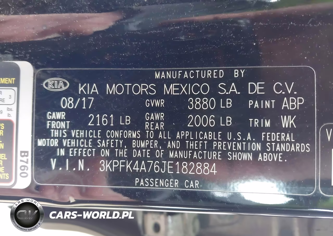 2018 Kia Forte Lx VIN:3KPFK4A76JE182884 - 9